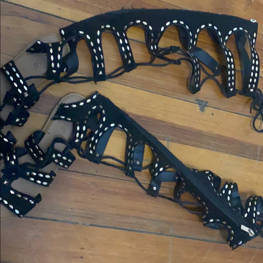 Sandals - Picture 2 of 3